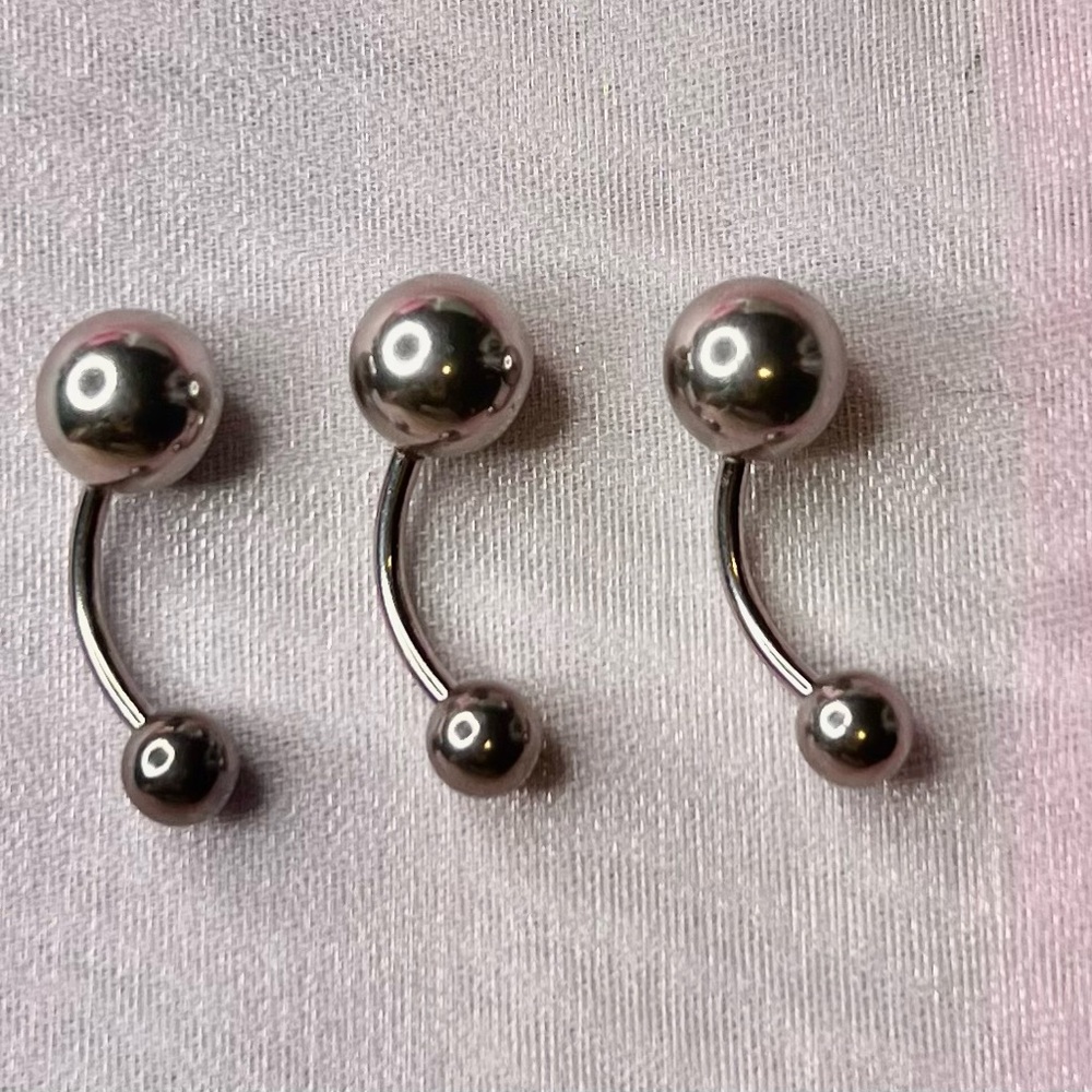 Silver Curved Barbell piercing 1 for $6 3 for $15